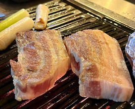 Dinner at 금돼지식당 - Gold Pig