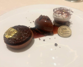 Dinner at 8 1/2 Otto e Mezzo Bombana, Galaxy Macau