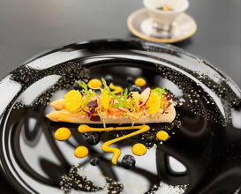 Dinner at 天巢法國餐廳robuchon au Dôme