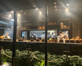 Dinner at Sorn