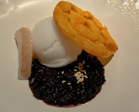 Dinner at Sorn