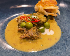 Lunch at Kate's Place - Supper Club