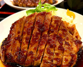 Dinner at 豚々亭