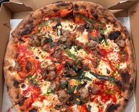 Dinner at Del Ponte's Coal Fired Pizza