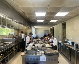 Lunch at Txispa