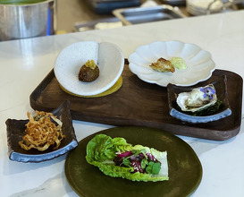 Dinner at Oyster Oyster