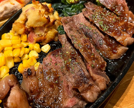 Dinner at ホームズパスタトラットリア梅田店⁣