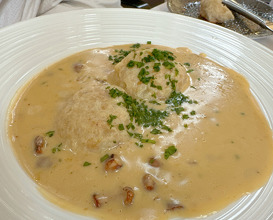 Lunch at Das Bräu