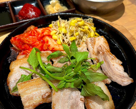 Dinner at ケジョン82