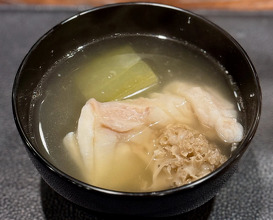 Dinner at 傳 Den