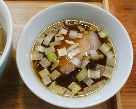 Dinner at ユナイテッド ヌードル アメノオト