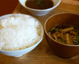 Dinner at フライデイ