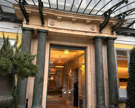 Dinner at Ledoyen