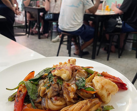 Dinner at เจ๊ไฝ (Jay Fai)