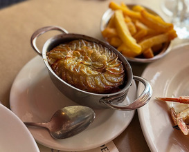 Dinner at Devonshire Arms, Piccadilly, Denman Street, London