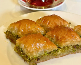 Dinner at İmam Çağdaş 1887