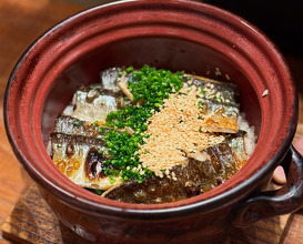 Dinner at 傳 Den
