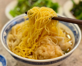 Dinner at Tsim Chai Kee Noodles 沾仔記