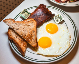 Dinner at Montague Diner
