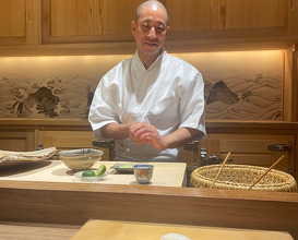 Dinner at Hato (波濤)