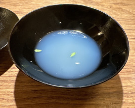 Dinner at Hato (波濤)