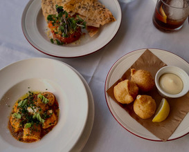 Dinner at la petite grocery