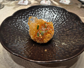 Dinner at 鏞記酒家 Yung Kee Restaurant