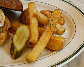 Dinner at TEDDY BROWN