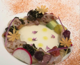 Dinner at Ta Vie 旅
