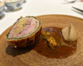 Dinner at Ta Vie 旅
