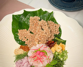 Dinner at The Local by Oam Thong Thai Cuisine