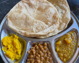 Dinner at Aladin’s kebabish