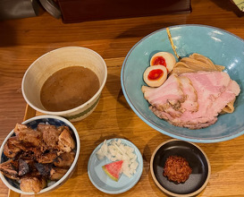 Dinner at いかれたnoodle Fishtons