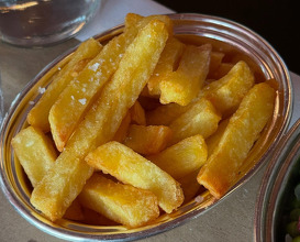 Dinner at Devonshire Arms, Piccadilly, Denman Street, London