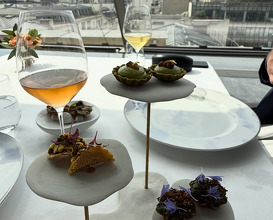 Dinner at L'oiseau Blanc