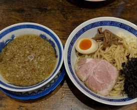 Dinner at 背脂つけソバ / Seabura Tsukesoba