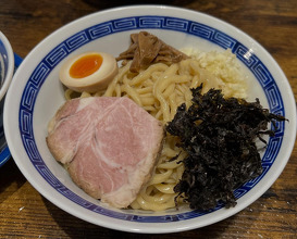 Dinner at 背脂つけソバ / Seabura Tsukesoba