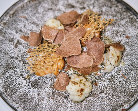 Dinner at Ta Vie 旅