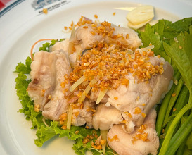 Dinner at บ้านนํ้าเคียงดิน