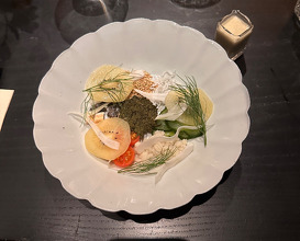 Dinner at Ăn Ði