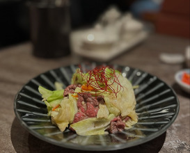 Dinner at 牛琅溫體牛肉火鍋-春大直店