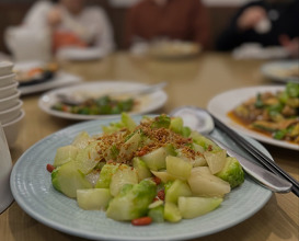 Dinner at 金蓬萊遵古台菜