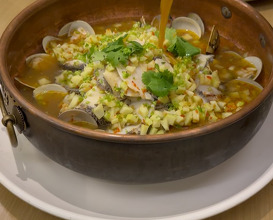 Dinner at 金蓬萊遵古台菜