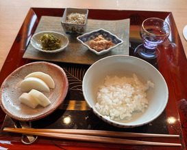 Lunch at Ebi Tei Bekkan (海老亭別館)
