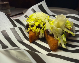 Dinner at Notting Hill, London