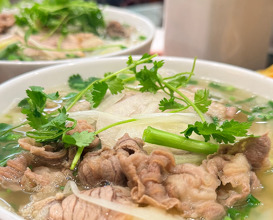 Dinner at Phở Số 10 Lý Quốc Sư