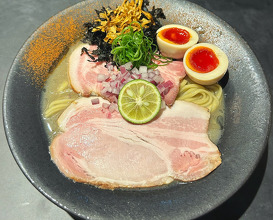 Dinner at Ramen Jazzy Beats 
