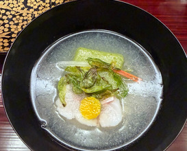 Lunch at Kataori (片折)