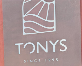 Dinner at Tonys Beach Restaurant