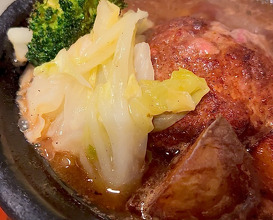 Dinner at 洋食手嶋
